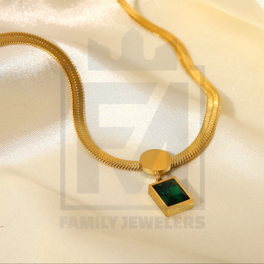 Green Emrald Square Necklace